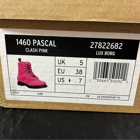 Dr. Marten’s Women’s 1460 Pascal Faux Fur 8 Eye Boots - Picture 9 of 10